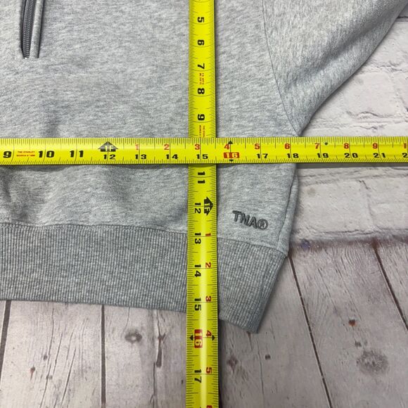 TNA Aritzia Women Sweat Cozy Fleece Sweatshirt Size Small Gray C062 -9 - Picture 4 of 16